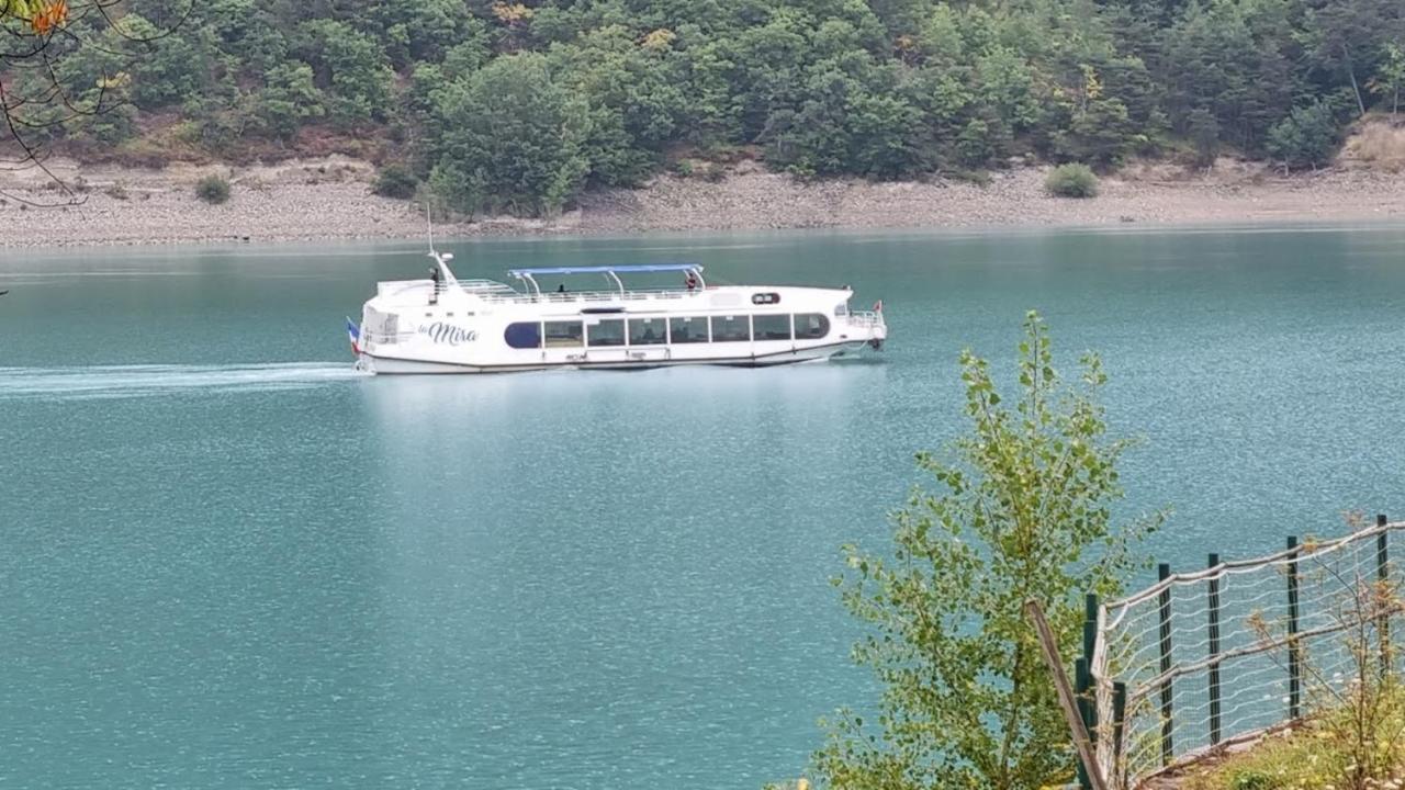 Gite Proche Des Passerelles Et Du Lac De Monteynard Saint-Martin-de-la-Cluze Buitenkant foto